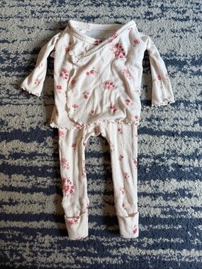 Caden Lane Cream and Pink Floral Ribbed Pajama Set